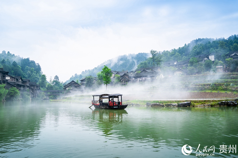 ทิวทัศน์อันงดงามในสี่ฤดูของมณฑลกุ้ยโจว ทางตะวันตกเฉียงใต้ของจีน