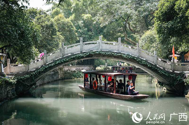 คลองจีนโบราณกระตุ้นการท่องเที่ยวในกว่างซี