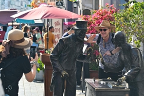 การท่องเที่ยวและการบริโภคในเขตการค้าเสรีไห่หนานคึกคักในช่วงตรุษจีนครั้งแรกหลังจากเปิดดำเนินงานด้านศุลกากรพิเศษ