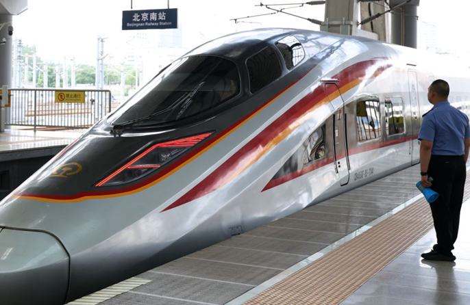 รถไฟความเร็วสูงปักกิ่ง-เซี่ยงไฮ้ : ฉลองครบรอบ 15 ปีแห่งการให้บริการ